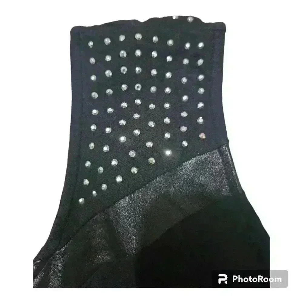 Womens rhinestone studded tank top! - Picture 3 of 4